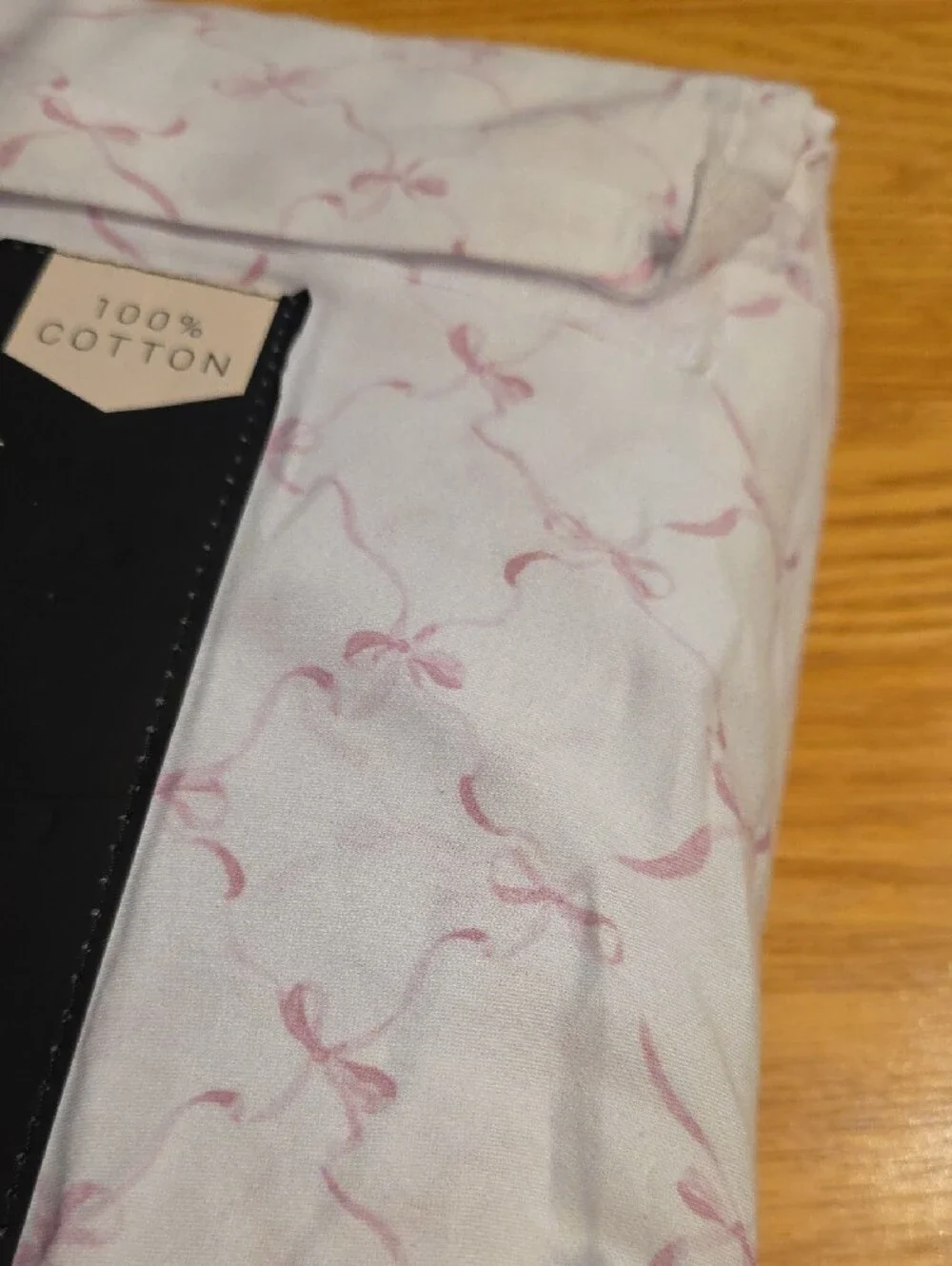 Rachel Zoe Twin XL Cotton Sheet Set in White with Pink Bow Motif